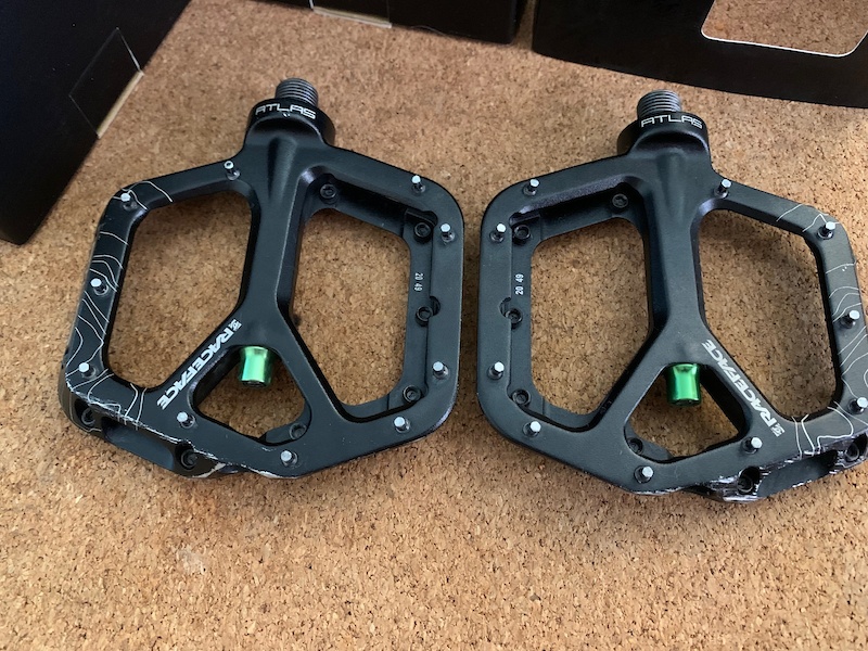 race face atlas platform pedals