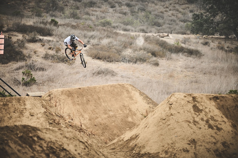 Fun times at Sapwi Bikepark. Thanks to potatogrande for always getting great pics you re the man.