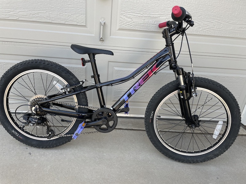 2020 Like new Trek 20 Precaliber For Sale
