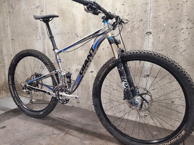 giant anthem x29 2012