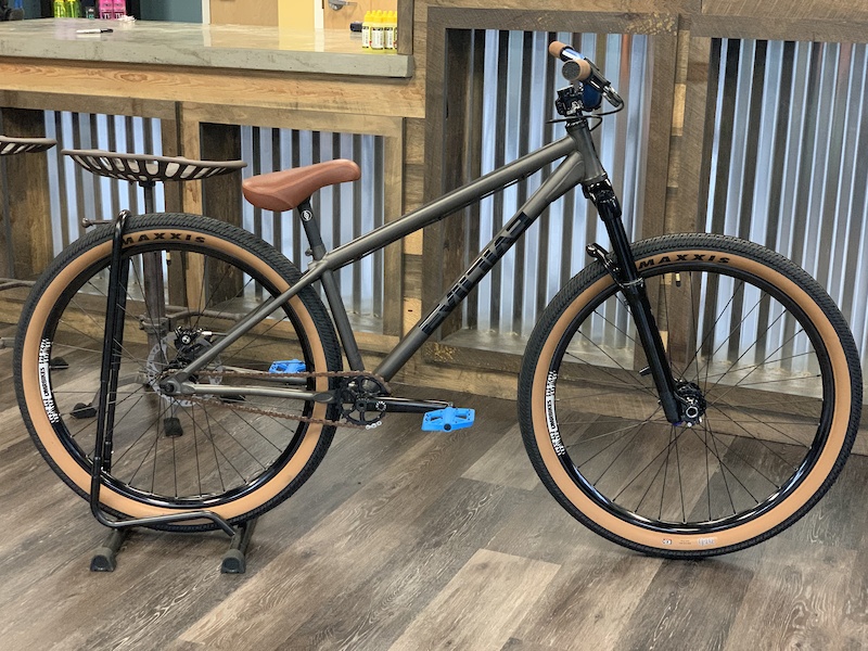 2021 Brand New Evil Faction II Custom Dirt Jumper For Sale 2021-brand-new-evil-faction-ii-custom-dirt-jumper-for-sale