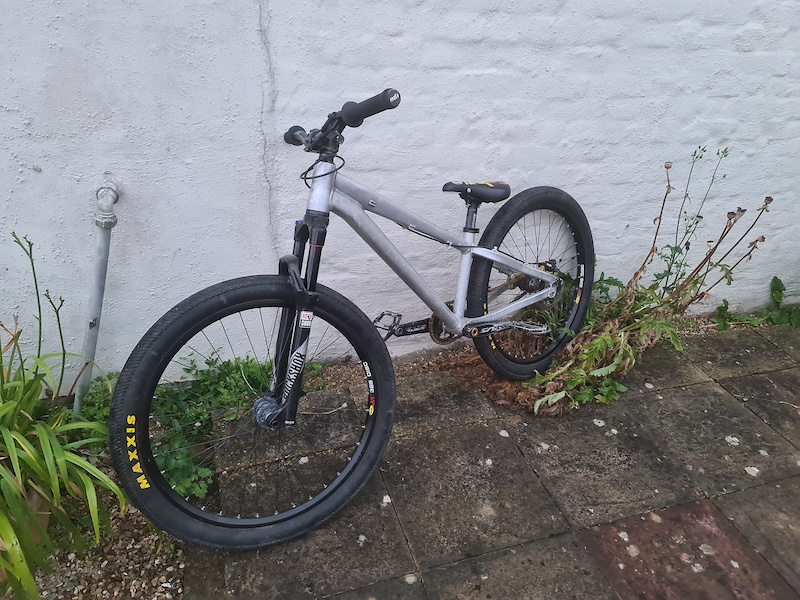 saracen alx 2015