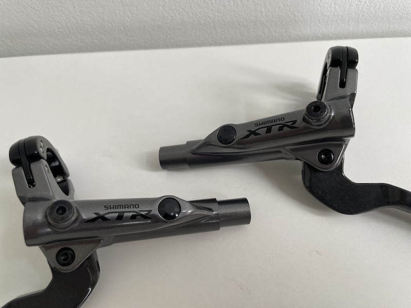 2019 Shimano XTR M9000 Race Disc Brake Levers Carbon For Sale