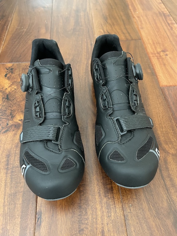 logic shoes