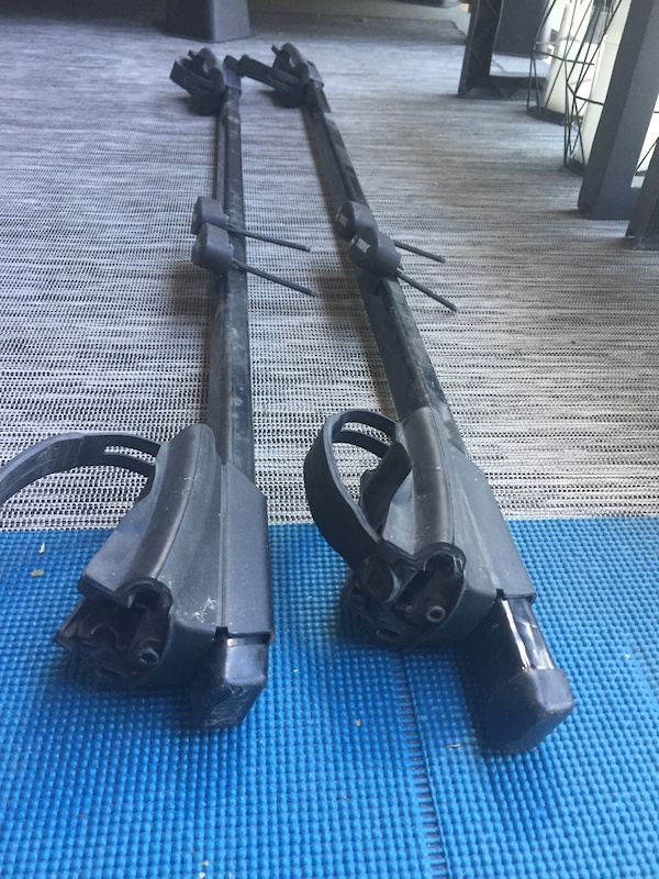 Thule Roof Rack For Sale