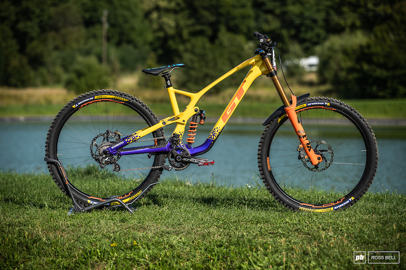 Bike Check: Martin Maes' DH-Configured GT Force - Maribor World Cup DH 2021 - Pinkbike