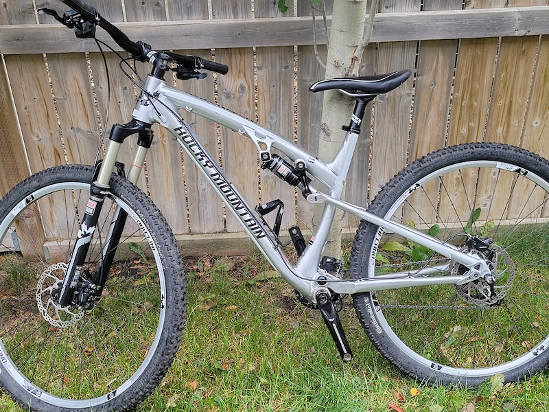 rocky mountain instinct 27.5