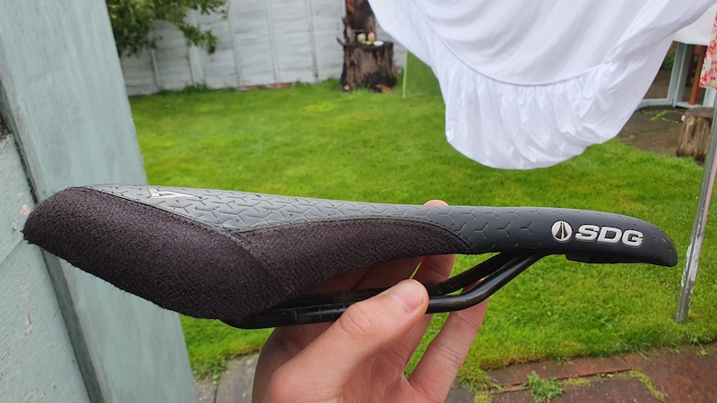 yt sdg saddle
