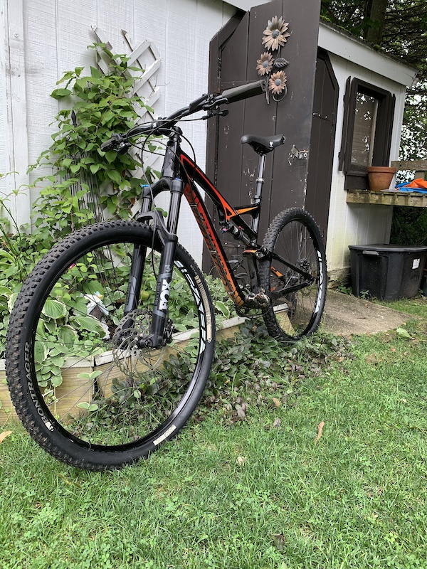 2015 Specialized camber 29er LARGE For Sale