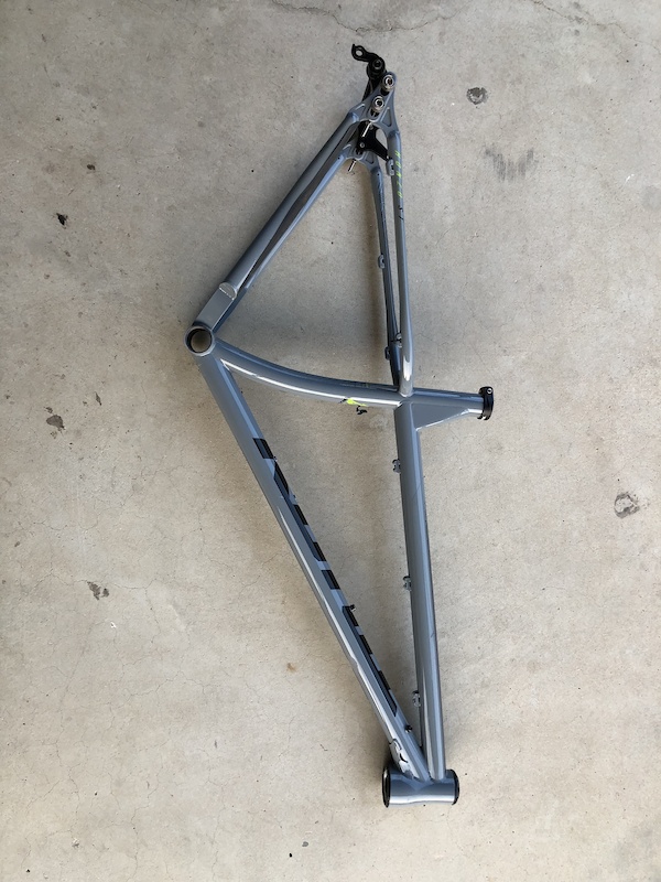 honzo st frame weight