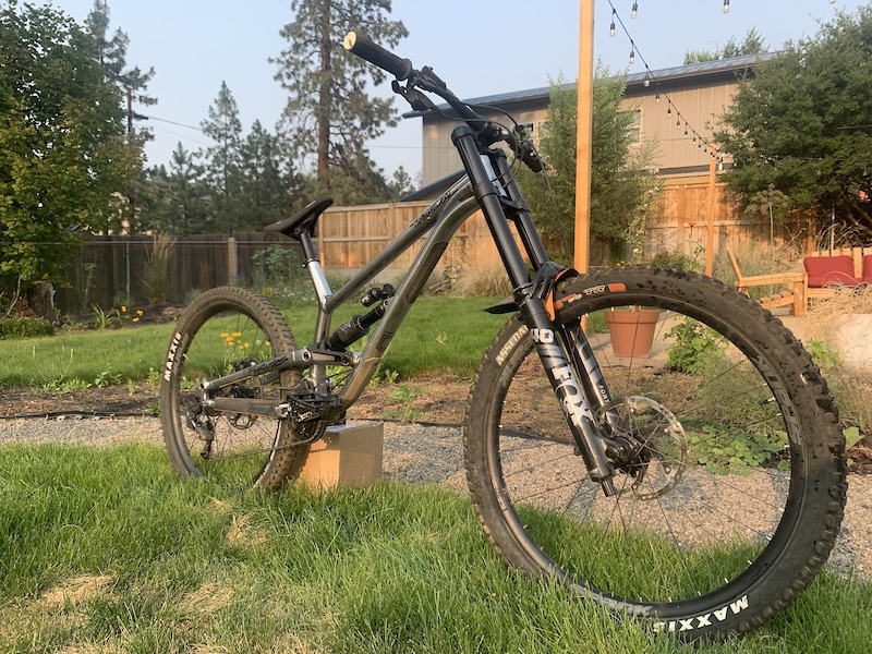 commencal furious essential