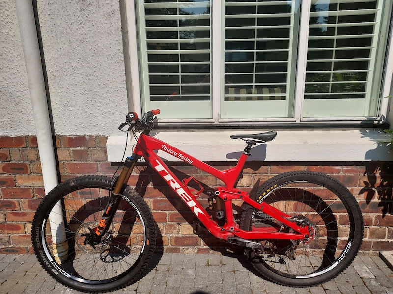 trek slash 9.8 2018 for sale
