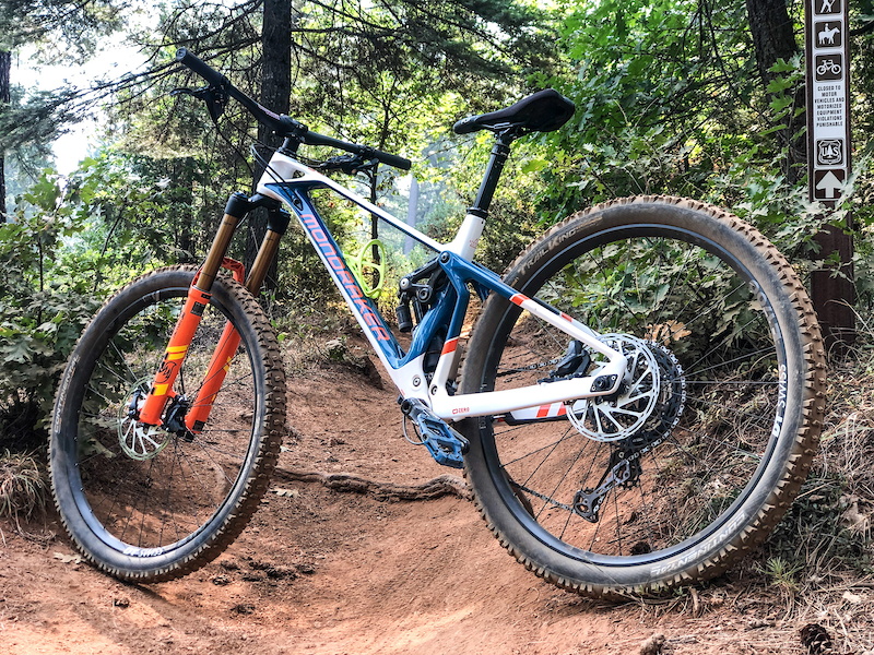 mondraker super foxy carbon r 2020