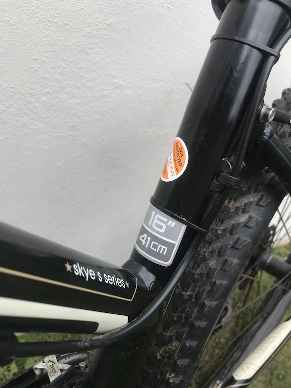 2015 Trek Skye S series Size 16\