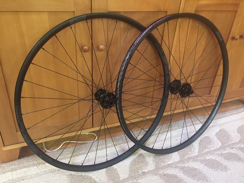 2021 Stan's Crest Mk4 rims w/ Industry Nine 1/1 hubs For Sale