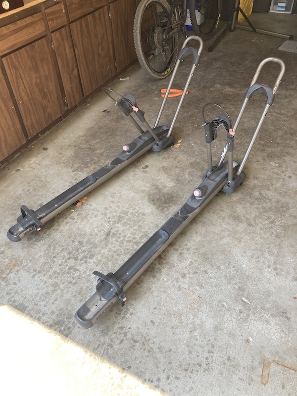 Yakima roof racks For Sale