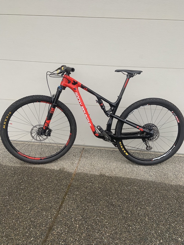 2018 Rocky Mountain Element C70 XCO Medium For Sale
