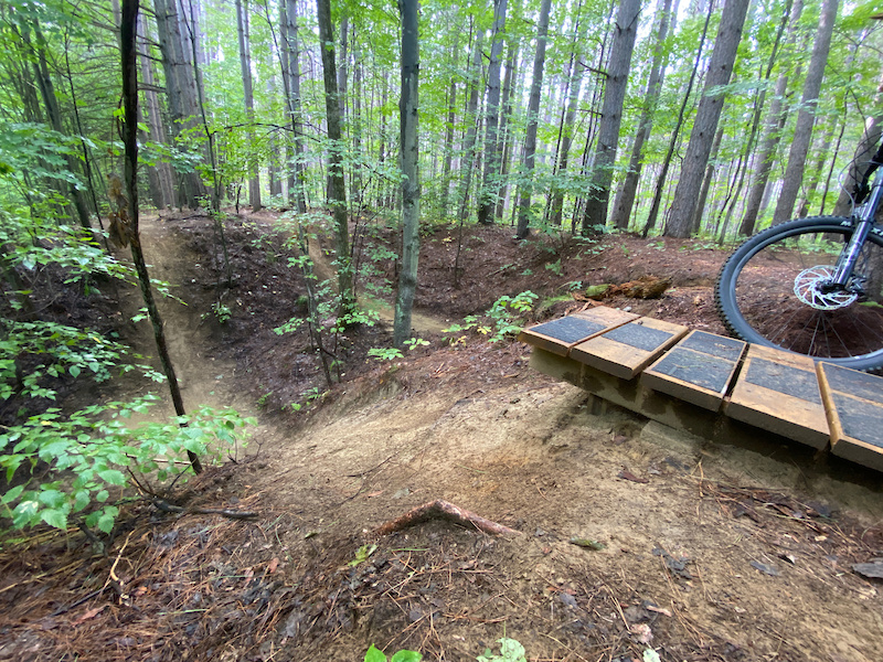 Larose forest hot sale bike trails