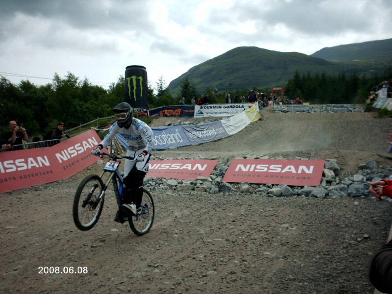 dh racing at fort william
