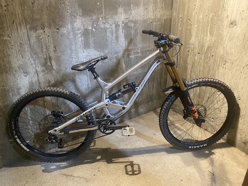 commencal furious 2018