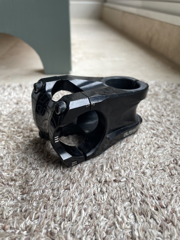 gusset bars and stem