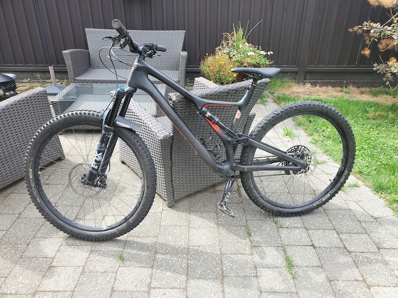 2019 Specialized Stumpjumper Comp Carbon 29 r Black For Sale