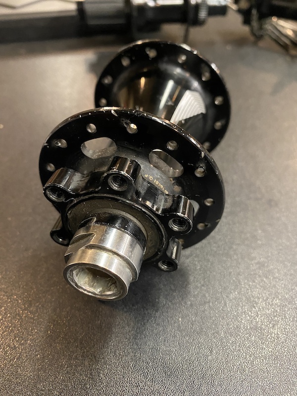 Roval Specialized 148 rear boost XD hub 28h 12x148 For Sale