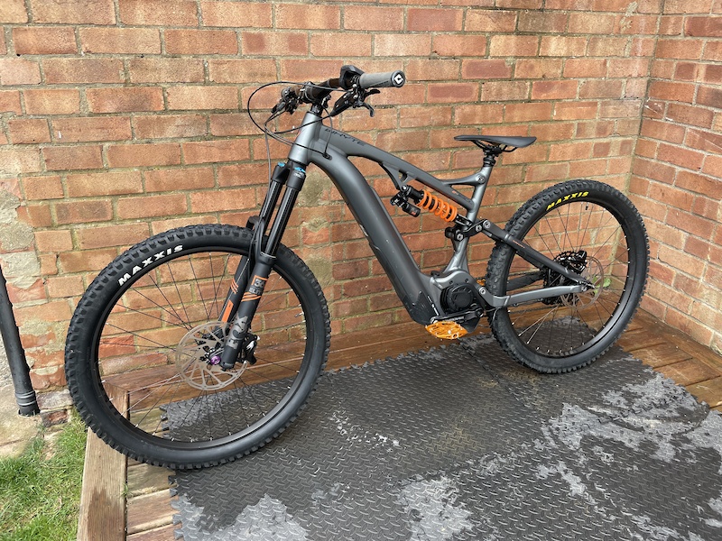 whyte e180 rs v2