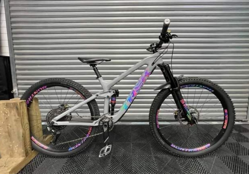 2019 trek slash online 9.7