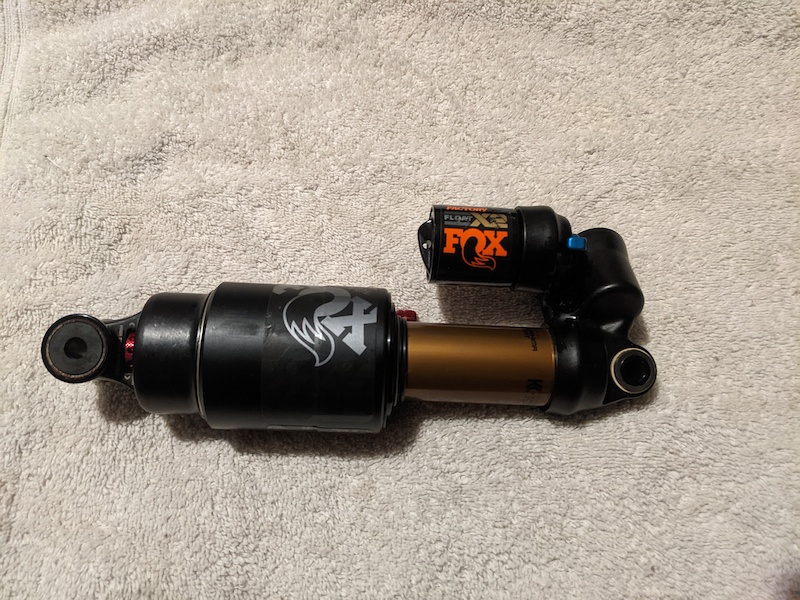 210x50 fox shock