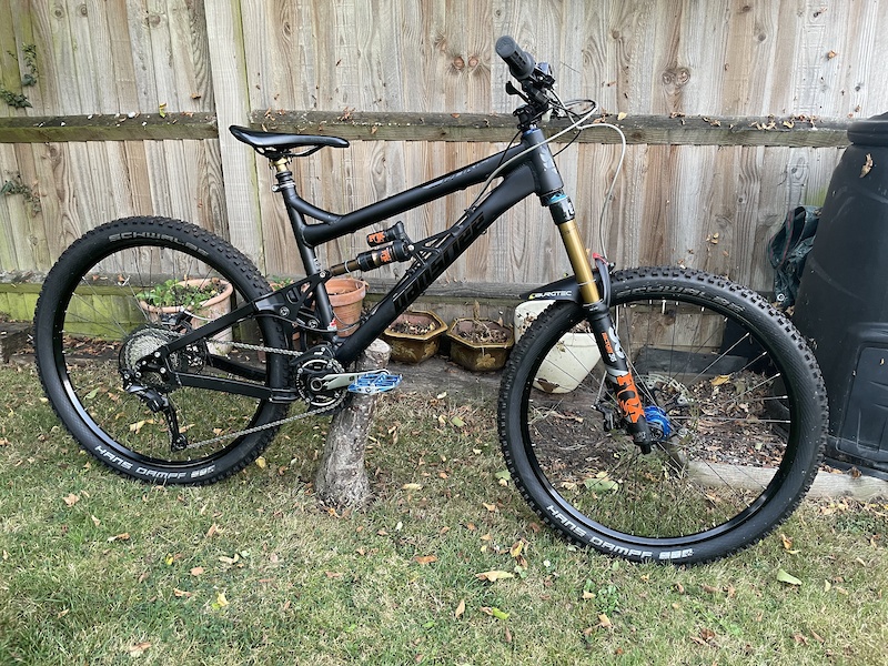 2017 Banshee Rune V2, Large - Fox/ Hope/ Shimano For Sale