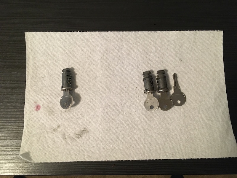 Thule Locks and Keys For Sale
