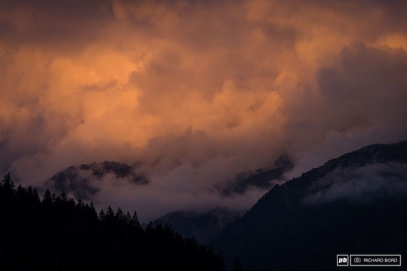 Friday night sky was quite epic over the Mont Blanc massif!