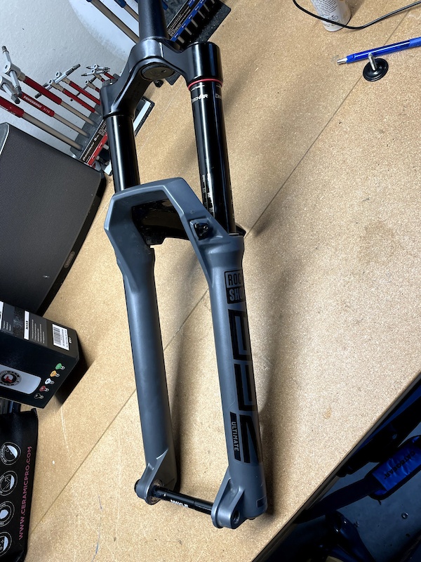 Autocollants Fourche ROCKSHOX Zeb Ultimate 2021 - Ref WP446 Couleur Argent - Kit Complet Résistant