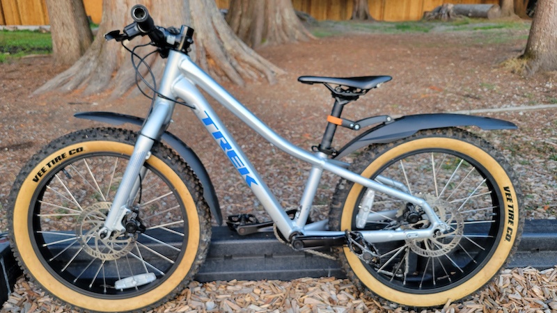 Trek roscoe 20 inch hot sale