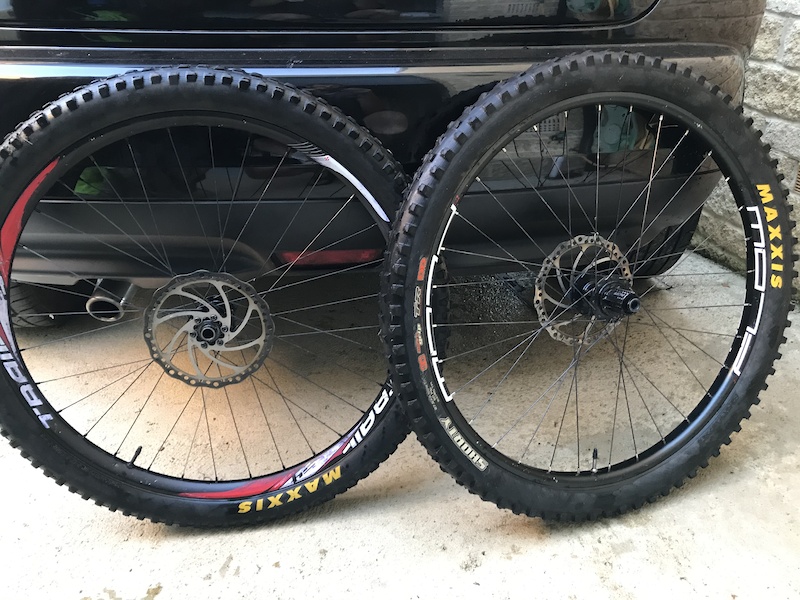 lightest 27.5 wheelset