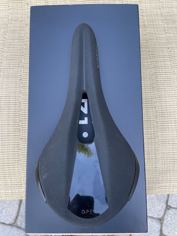 2021 New Fizik Aliante R1 Open Bicycle Seat For Sale