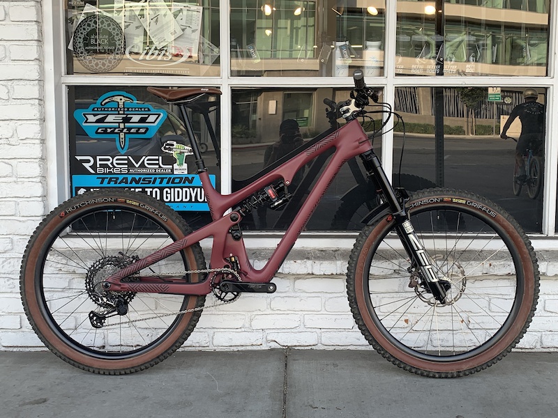 Yeti 2025 sb140 ron