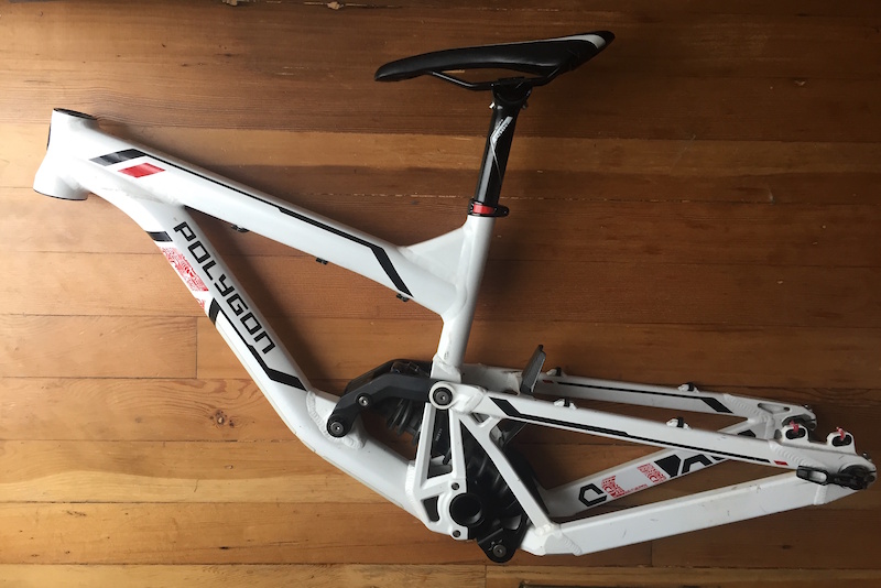 2015 Polygon Collosus DH2 small w/ RockShox Vivid R2C shock For Sale