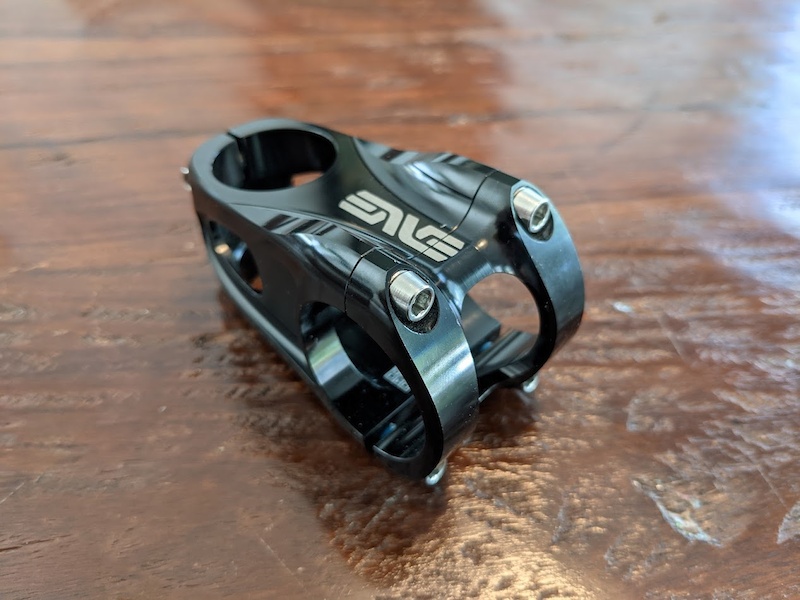 2021 Enve aluminum stem - 50mm length - 35mm bar clamp For Sale