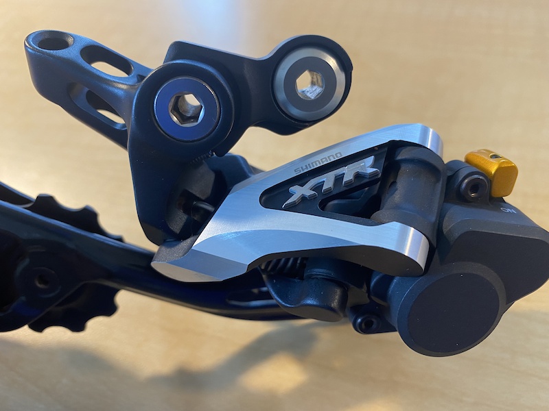 Shimano XTR RD-M986 Rear Derailleur For Sale