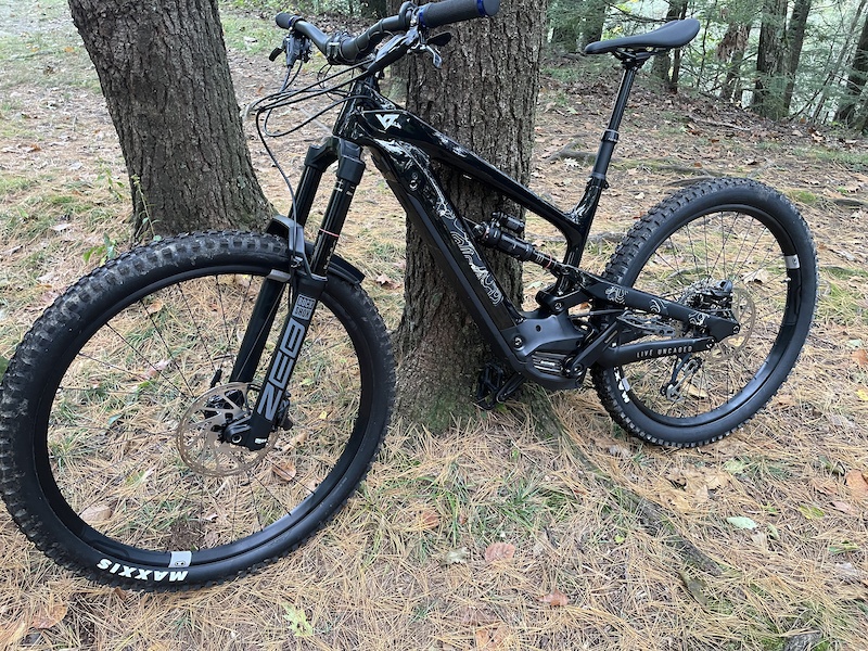 mongoose mountain bike grey