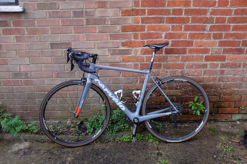 2017 Cervelo R2 54cm incl Zipp wheels For Sale