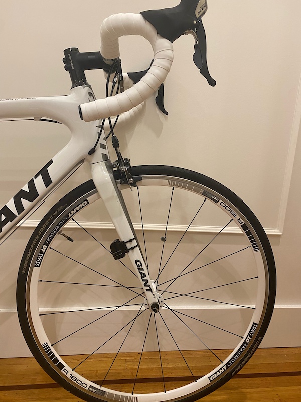 2011 Giant TCR Advanced 2 For Sale