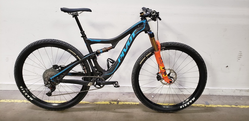 2018 pivot mach 429 sl