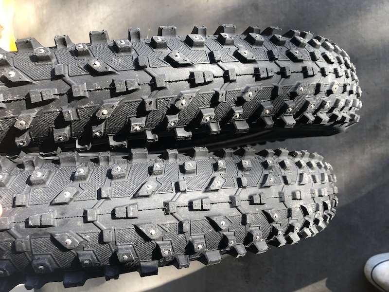 Studded tires 26x4.0 For Sale