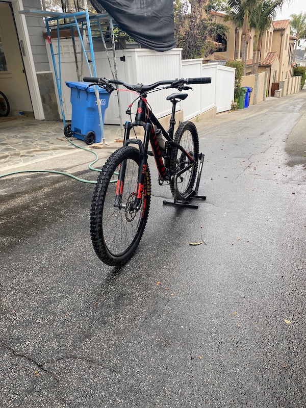 giant reign 2018 price