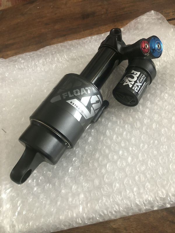 fox float x2 205 x 60 trunnion