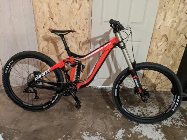 2018 Giant Glory 2 Downhill For Sale