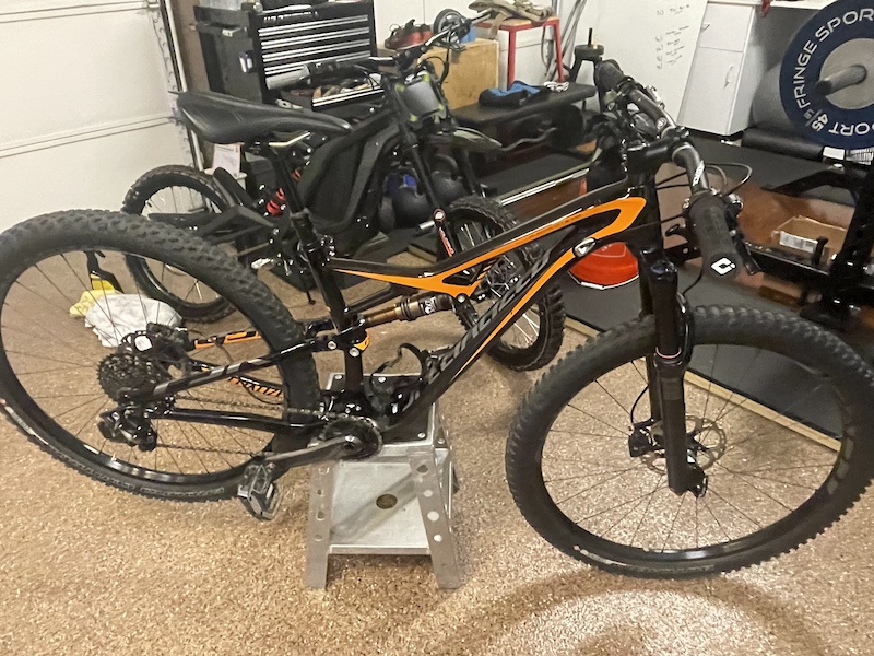 2015 specialized camber comp evo 29